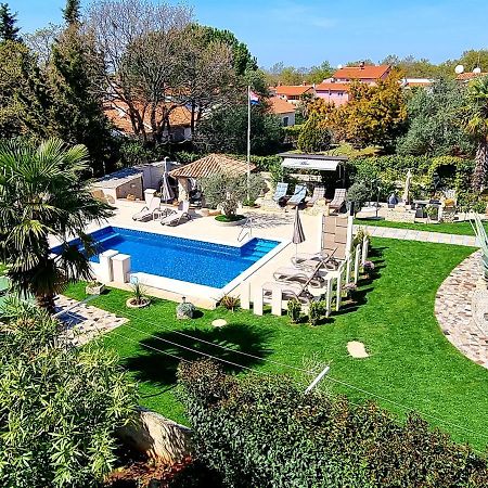 Apartment Villa Engel With Pool Poreč Exteriör bild
