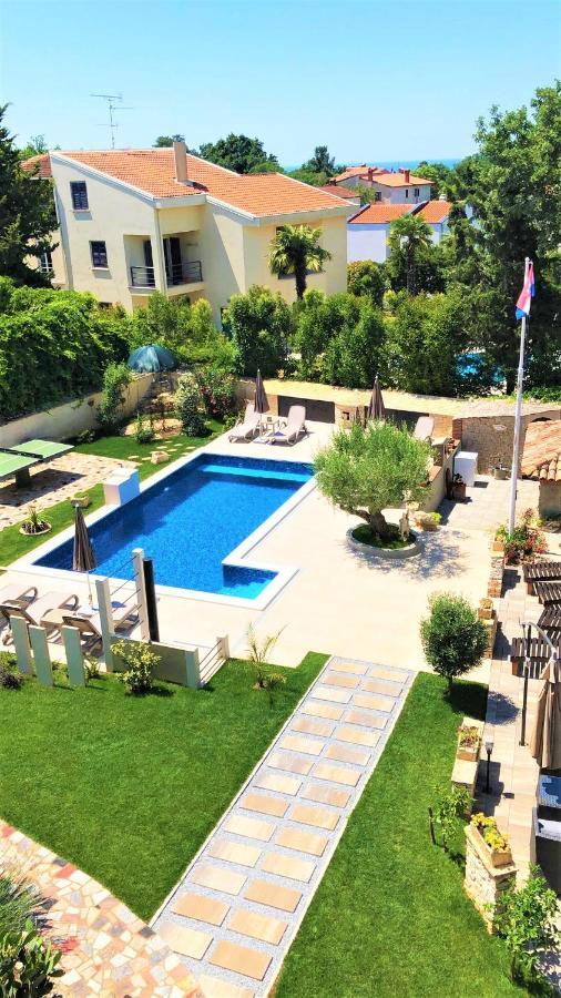 Apartment Villa Engel With Pool Poreč Exteriör bild