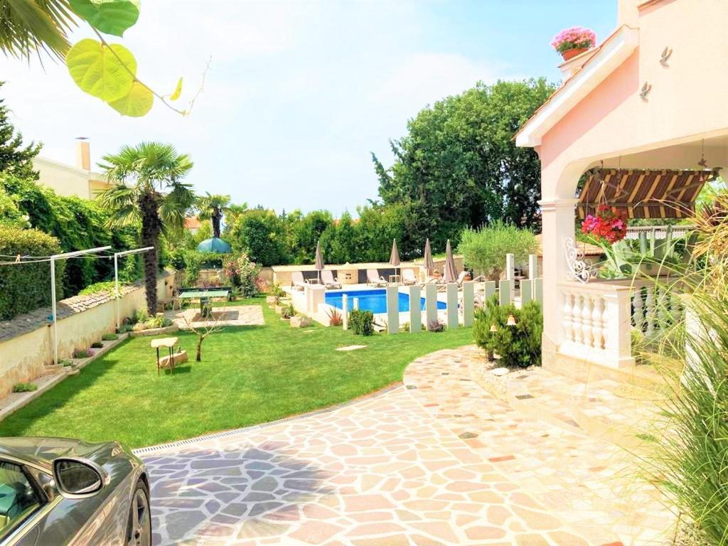 Apartment Villa Engel With Pool Poreč Exteriör bild